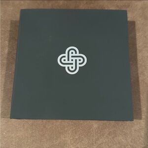 FASHIONPHILE Gift Box